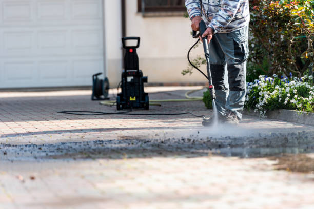 Why Choose Our Certified Pressure Washing Experts for Your Project Needs in Hillsboro, TX?